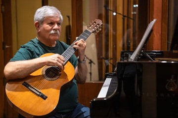 Dori Caymmi. Fonte: Google. Clique para ampliar.