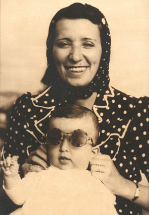 Minha mãe em 1938. Foto: José da Silva Martins.
